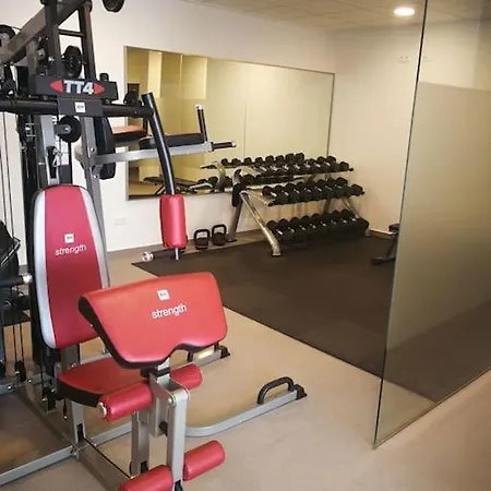 High Tech With Spa&gym *
